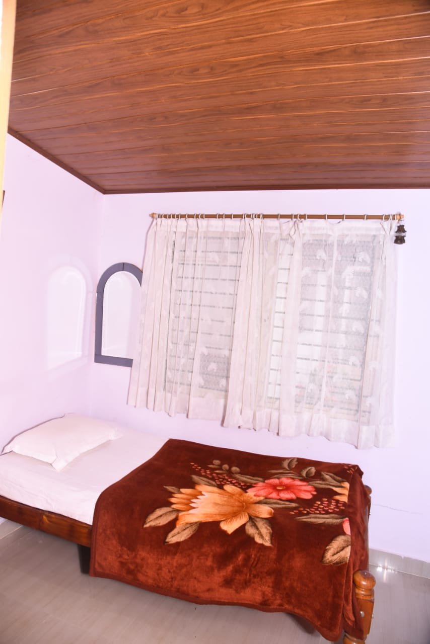 Single Bedroom